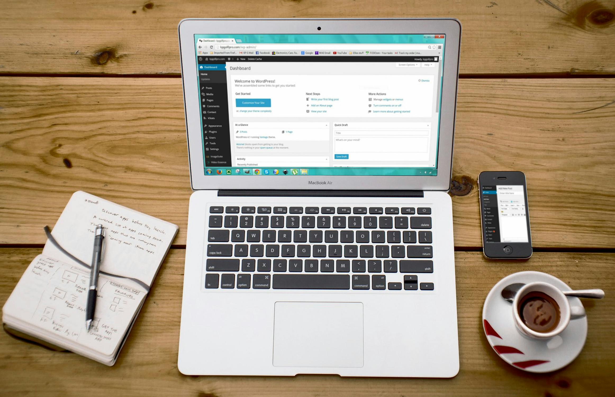 Too many apps and logins: keyboard and screens symbolising constant tool switching